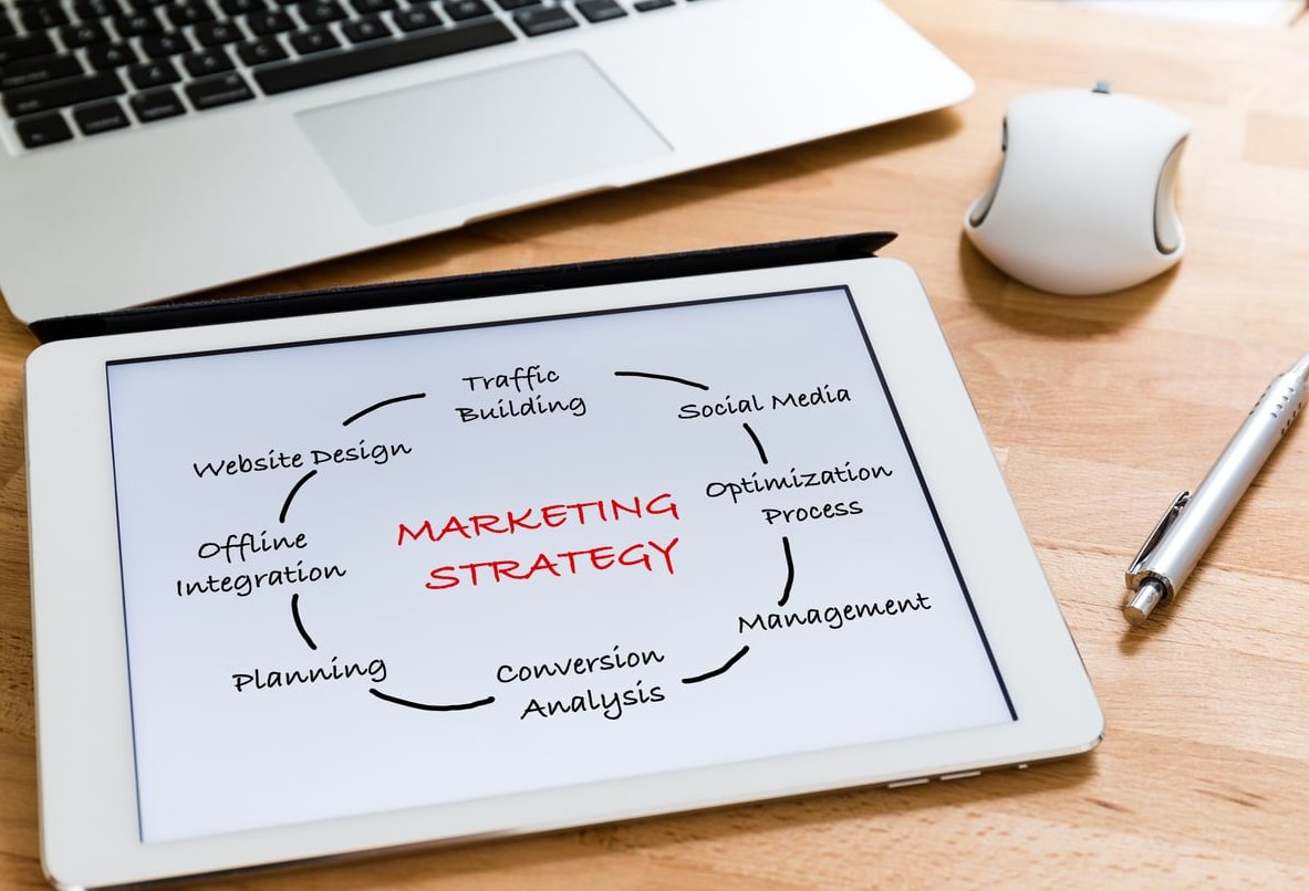email marketing laptop